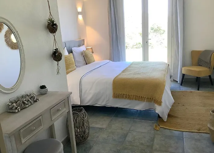 Azura, Vue Panoramique Et Proche A Santa Giulia, Piscine Chauffee Villa Porto-Vecchio (Corsica)